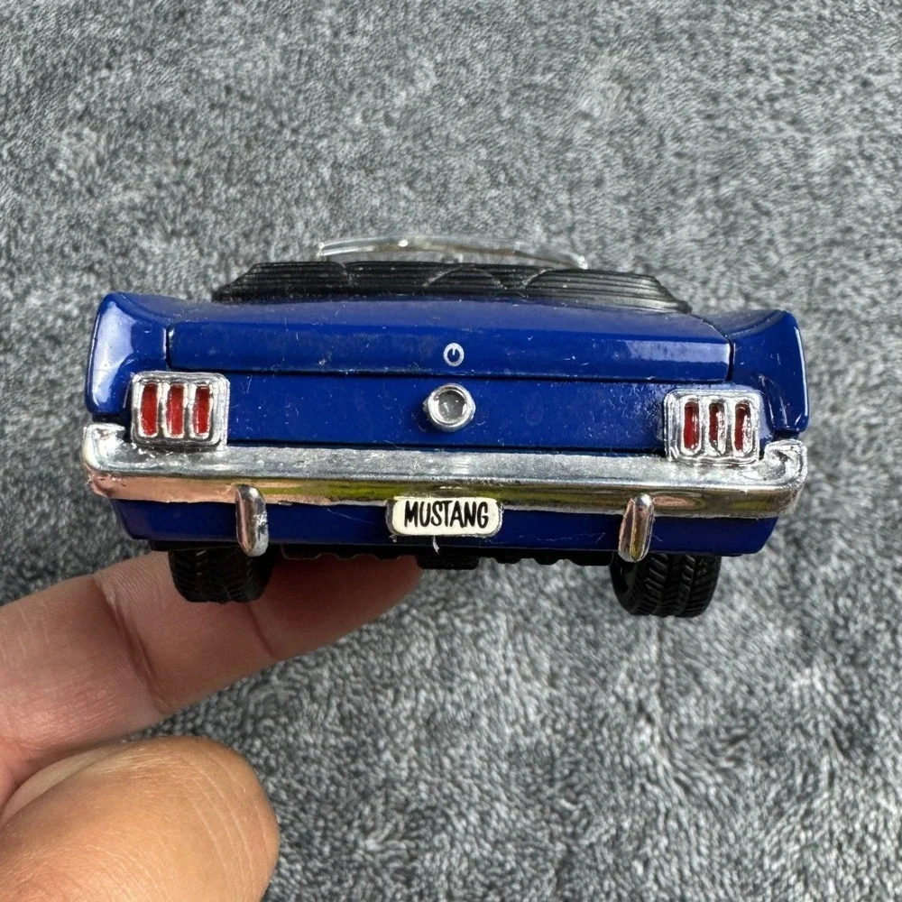 Sun Star Ford‎ Mustang Convertible Blue 1/24 Diecast Model SS 7711 Opening Hood